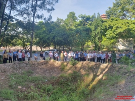 Đoàn đại biểu cán bộ, người có công TP Chí Linh: Dâng hương tưởng niệm các Anh hùng Liệt sĩ tại Truông Bồn, Ngã Ba Đồng Lộc